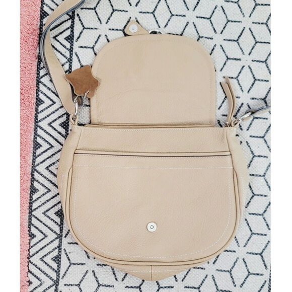 MATTIES LIGHT TAN SHOULDER BAG - Picture 8 of 16